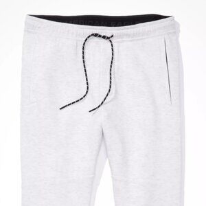 American Eagle 24/7 jogger